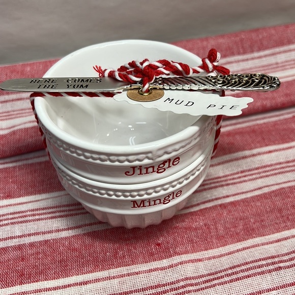 MUD PIE~3 PIECE DIP CUPS & EMBOSSED SPREADER - Picture 2 of 8